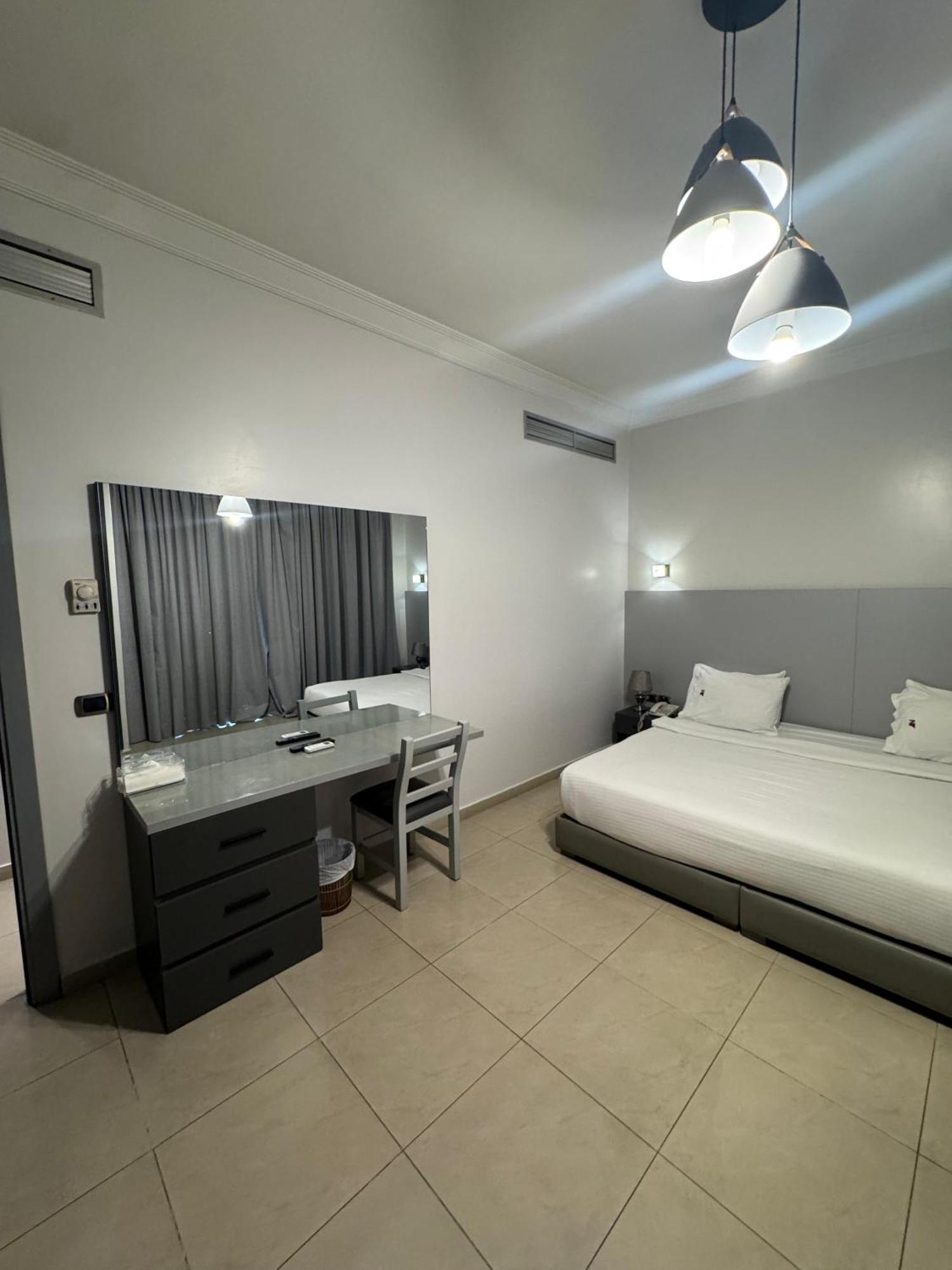 Ny Suites Beirut Eksteriør bilde